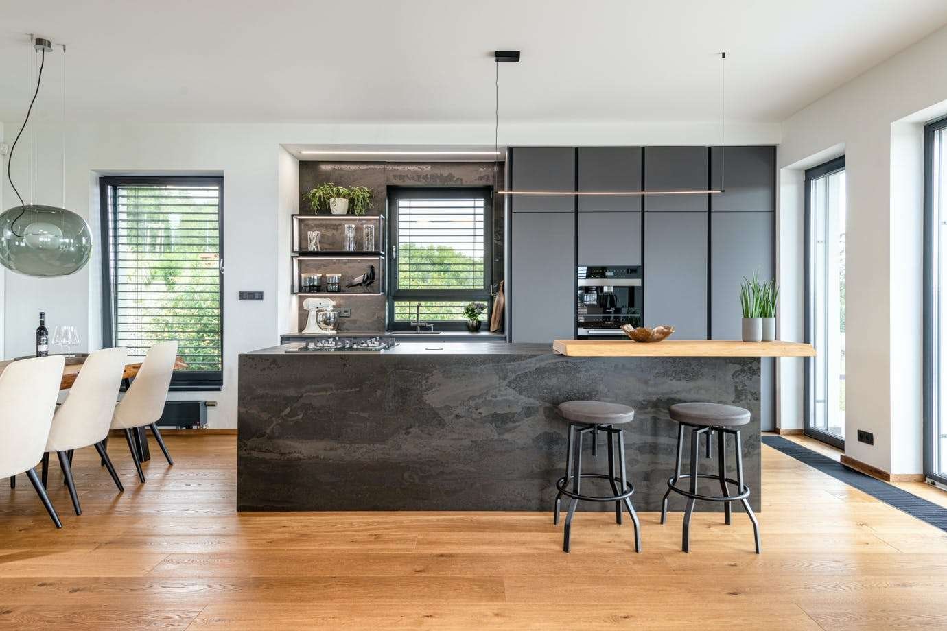 Radium+Dekton+Kitchen+Worktops